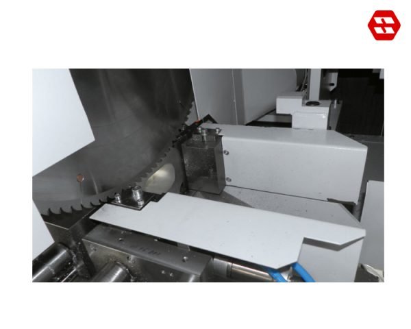 Automatic widening of kerf channel