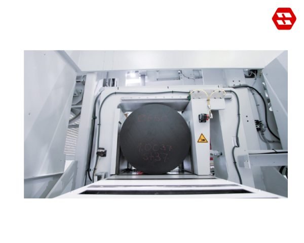 Massive feed gripper with ball screw