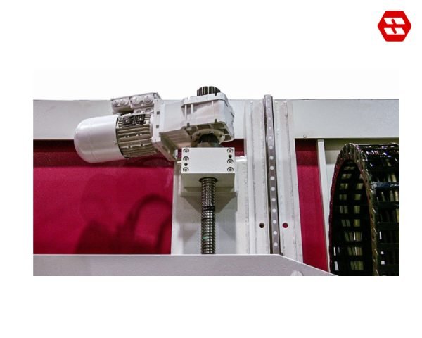 Servo feed system for short non-productive times 1